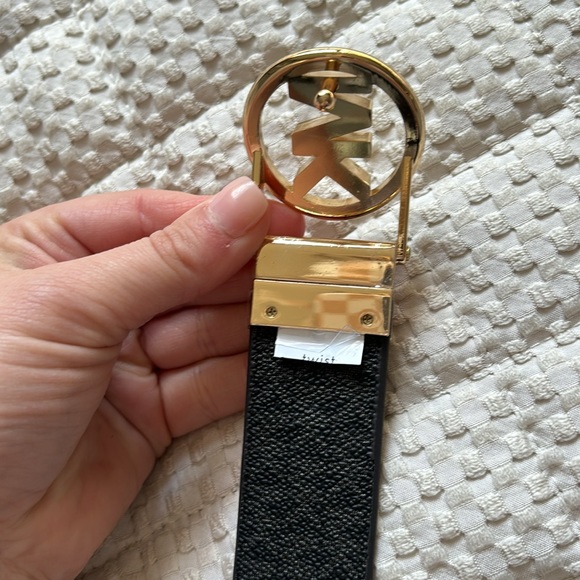MK Michael Kors belt #377 - Picture 3 of 3